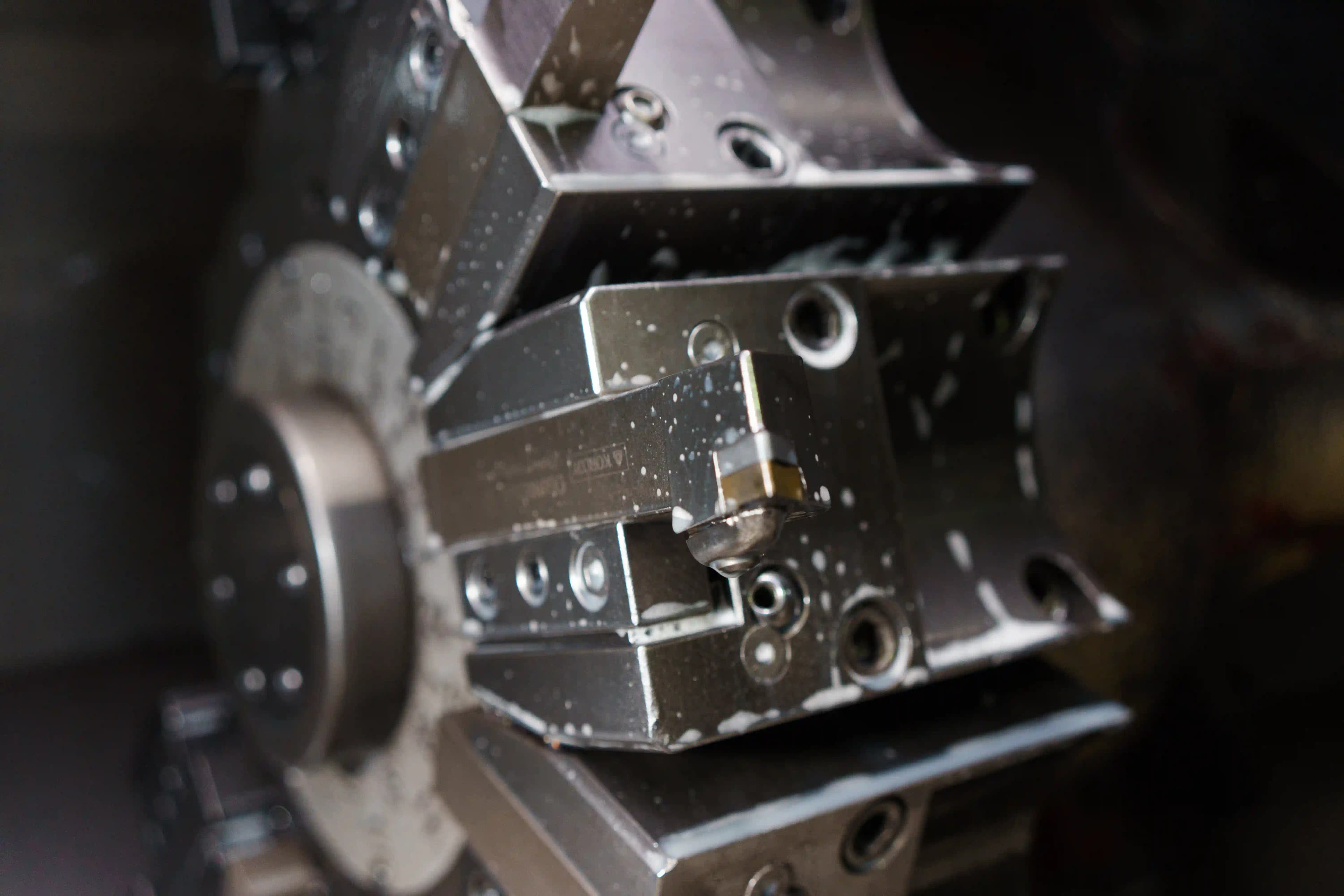 Запасные части